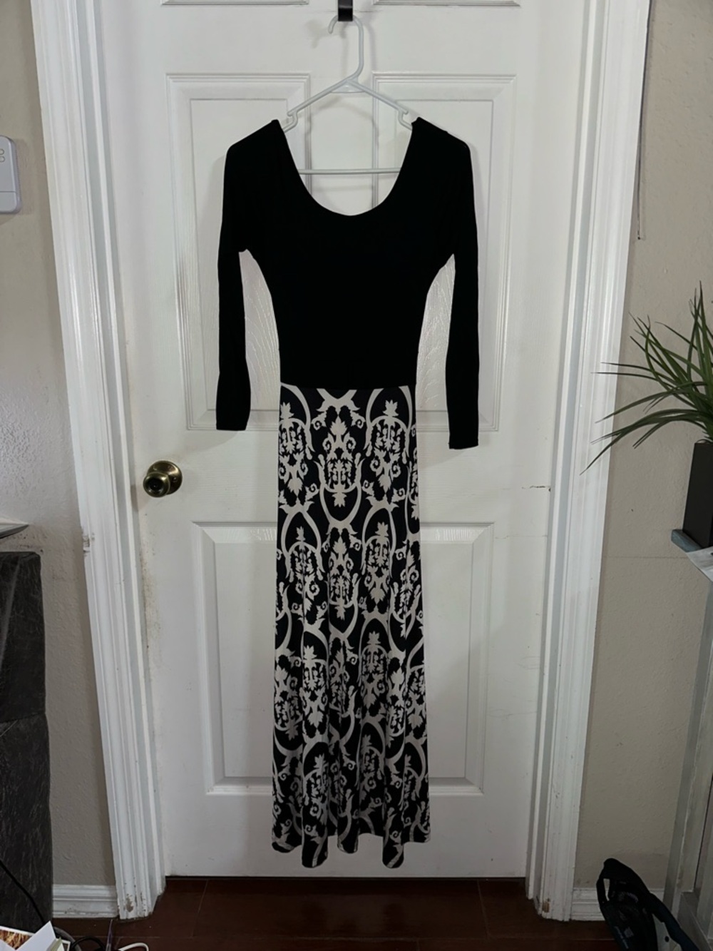 Filly Flair Maxi Dress Size Small